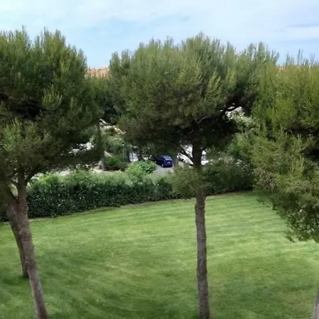 Laurier 1 شقة سيكس-فور-لو-بلاج